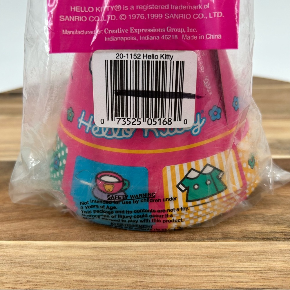 NIP VTG Hello Kitty Sanrio Paper Birthday Party Hats 1999 DEADSTOCK NOS *READ* - Picture 4 of 10